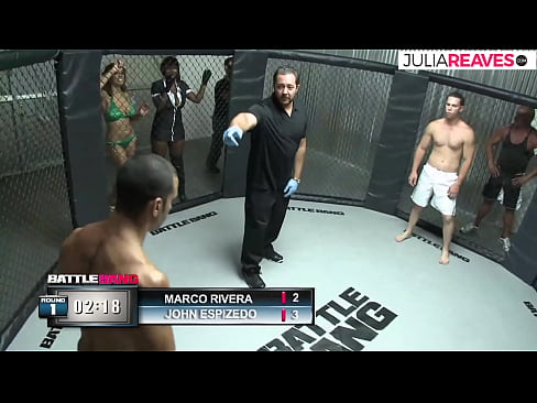 ❤️ I-Ultimate Fighter ijola intombazane enenombolo ngemva nje kokulwa eringini ❤️❌  kithi